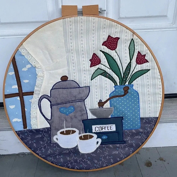 VINTAGE NEEDLE CRAFT EMBROIDERY COFFEE TABLE COTTAGECORE HOME DECOR HANDMADE 19” - Picture 1 of 5